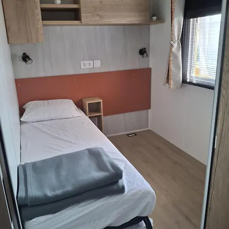 Mobilhome - 8 Pers - 100m Des Plages 卡内